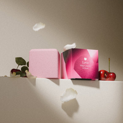 [Nepopolna] Love - Aromatična prhalna kocka